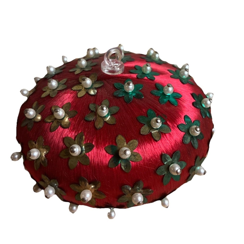 Vintage Push Pin Ornament Red Green Flowers Beaded Pearl‎ Oval 3.5x2.5" *flaw